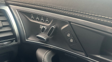 Jaguar F-Type 2.0 P300 R-Dynamic Black 2dr Auto Petrol Coupe